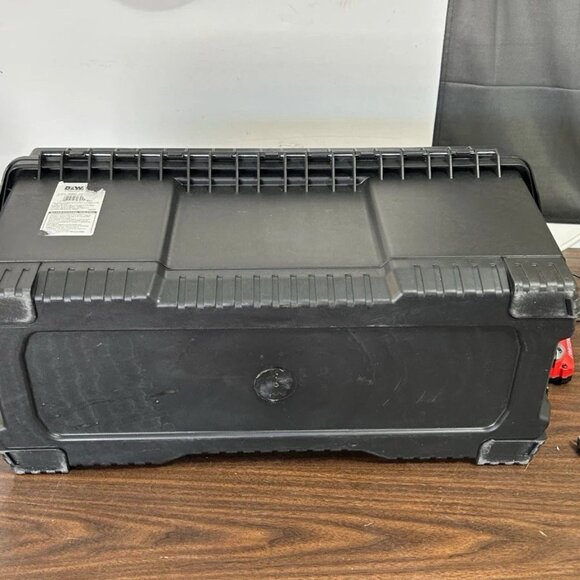 DEWALT Black Rugged Tool Box 22x11.5x9.5 inches * 2010 Vintage - Picture 3 of 7